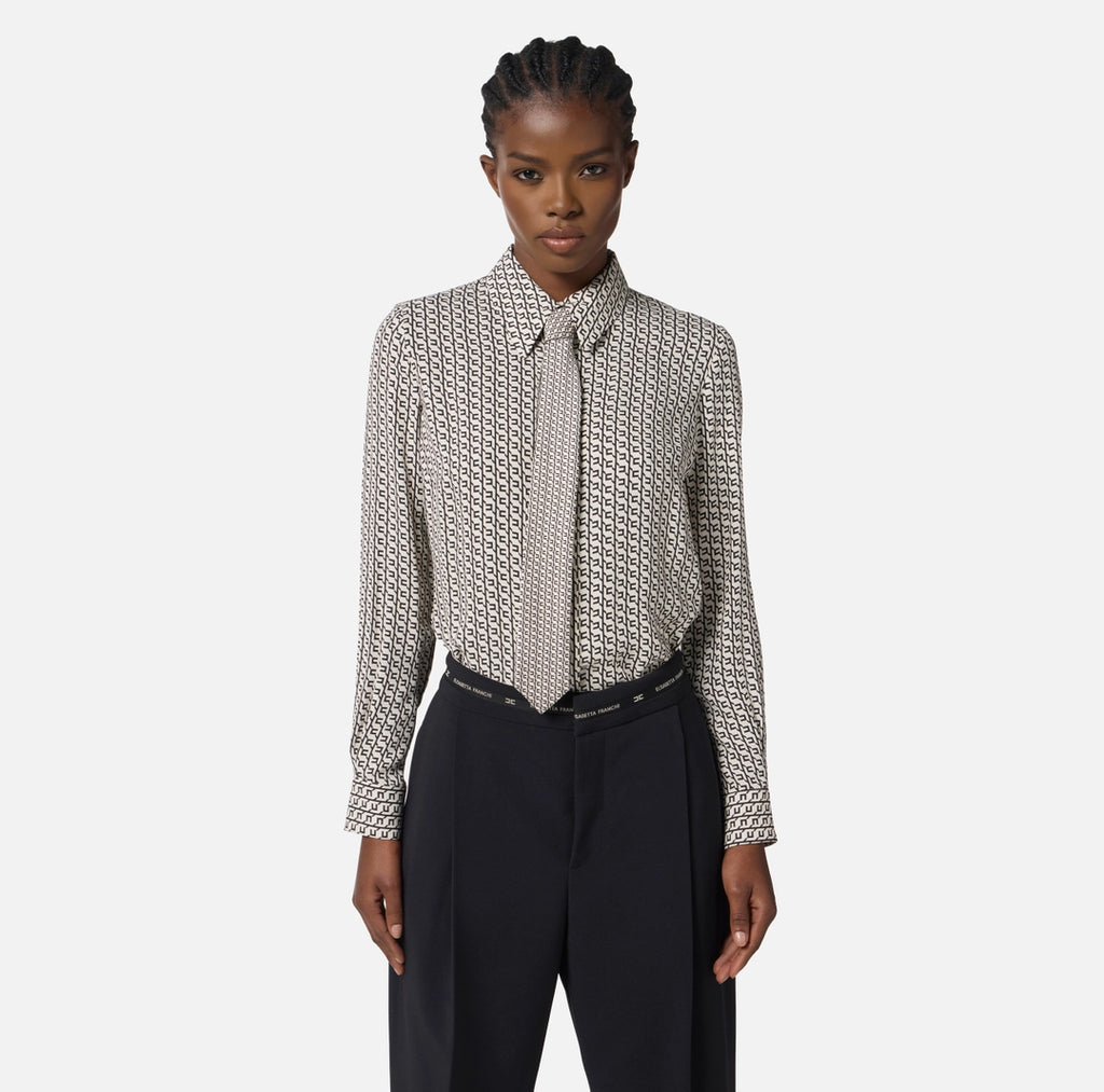 Camicia in georgette stampata con cravatta