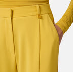 Pantaloni in crêpe leggero con logo charm