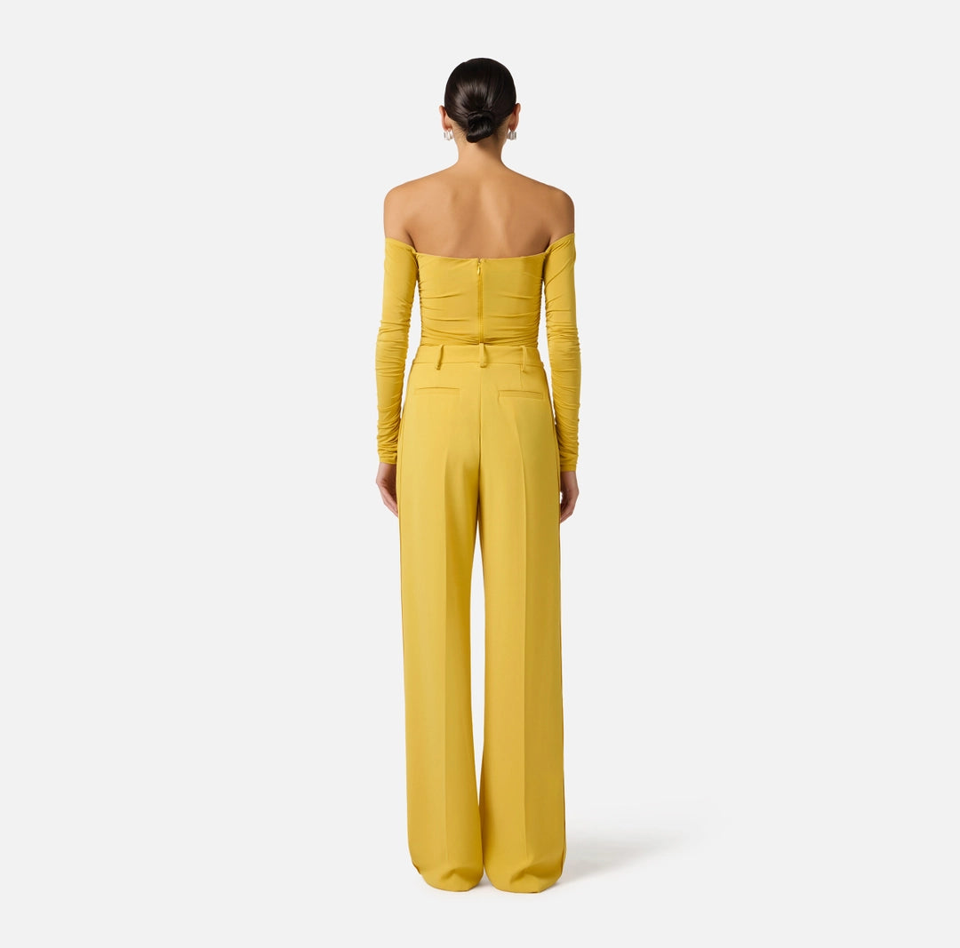 Pantaloni in crêpe leggero con logo charm