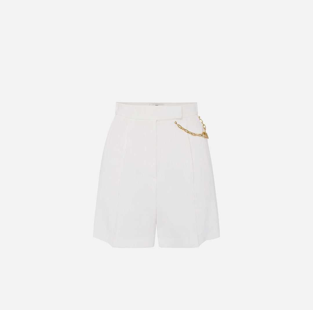 Shorts in gabardina con logo gioiello